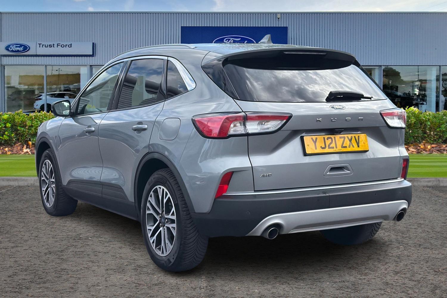 Ford KUGA Photo 1
