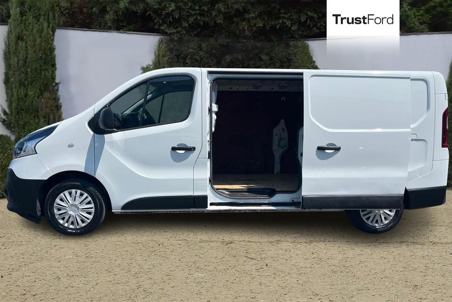 Used Renault TRAFIC HN71FEM 5