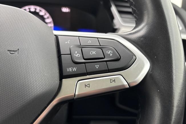 VOLKSWAGEN Touran Photo 17