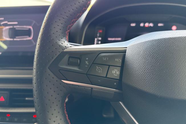 SEAT Arona Photo 16
