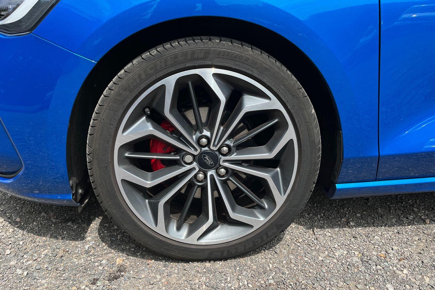 Ford Focus Photo 7
