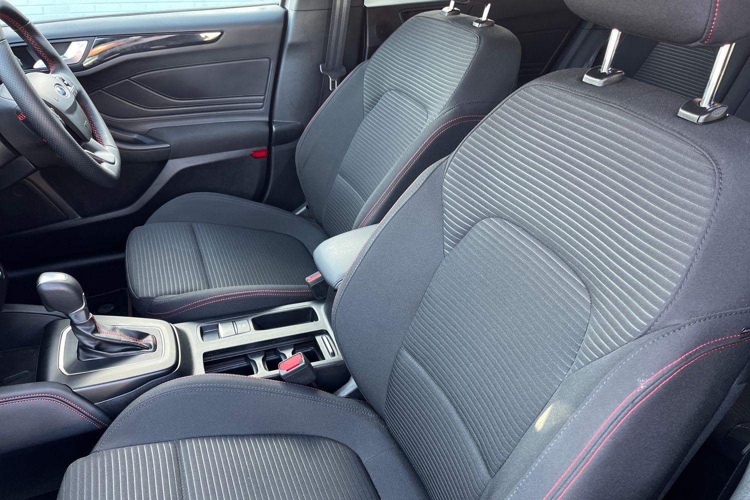 Ford Focus Photo 18