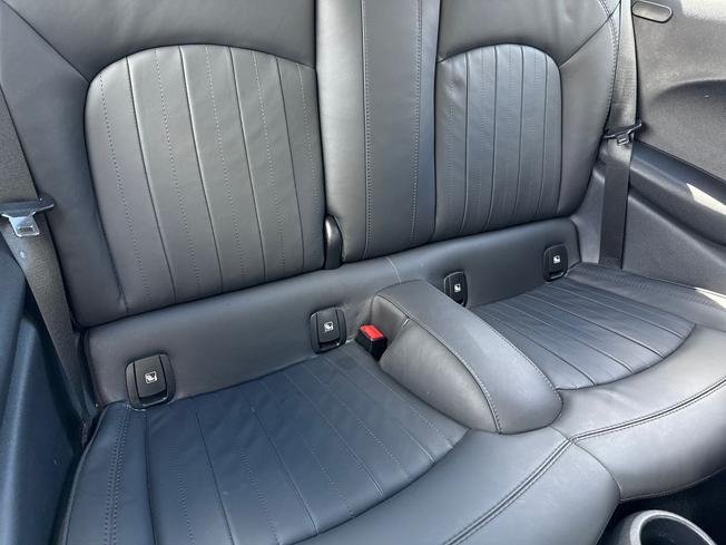 MINI Hatch Photo 22