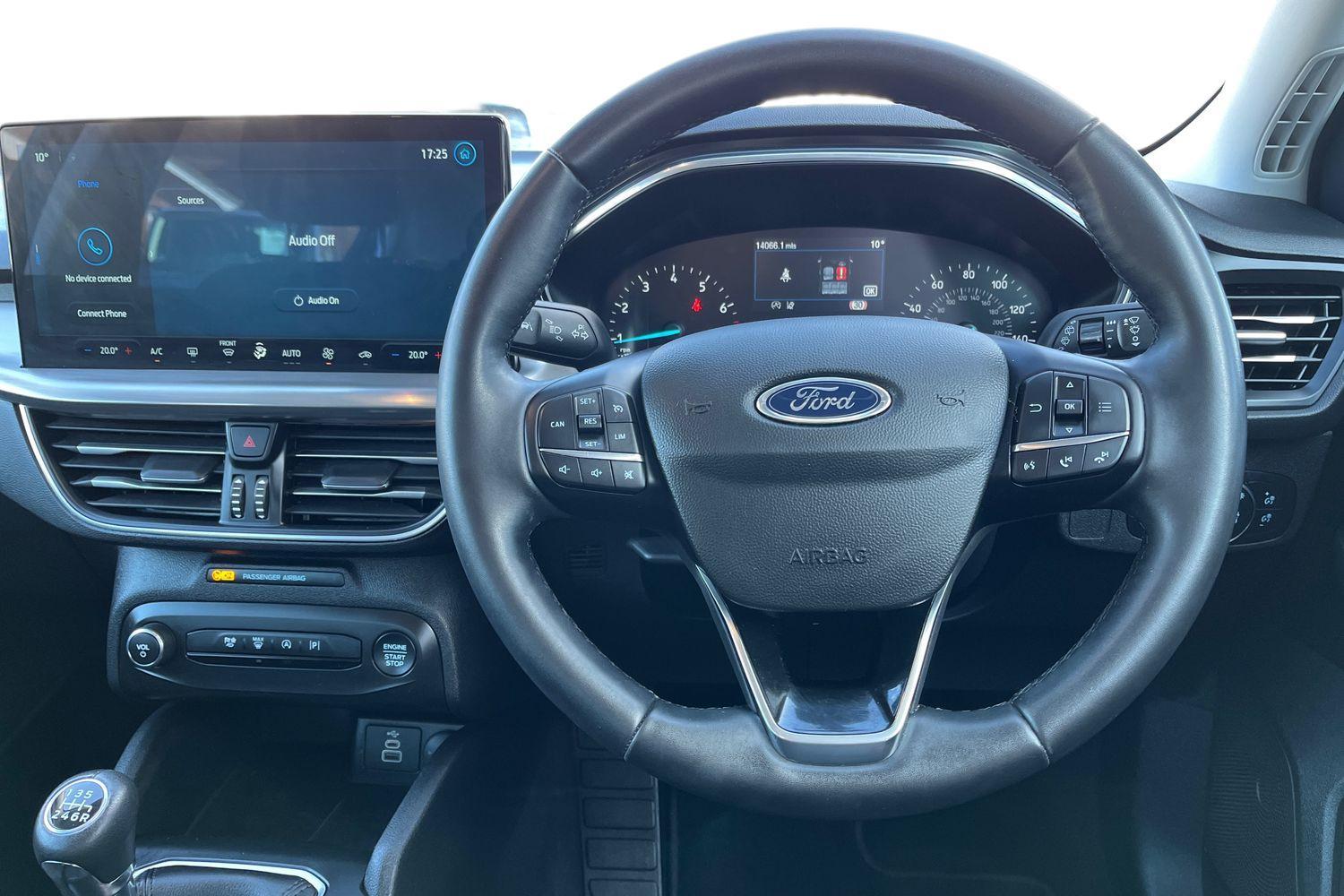 Ford FOCUS Photo 9