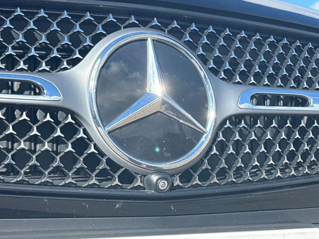 MERCEDES-BENZ Glc Photo 22