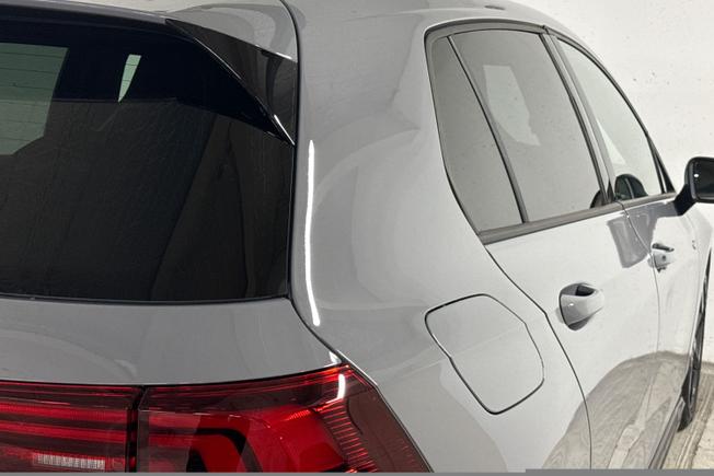 VOLKSWAGEN Golf Photo 28