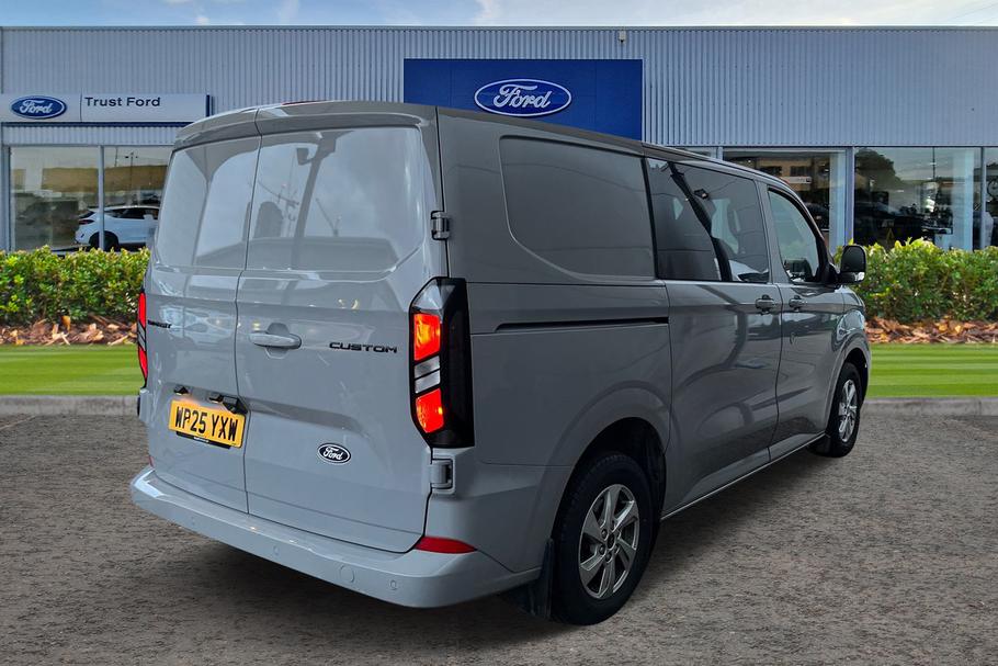 Used Ford TRANSIT CUSTOM 7