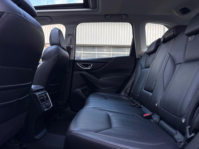 SUBARU Forester Photo 49
