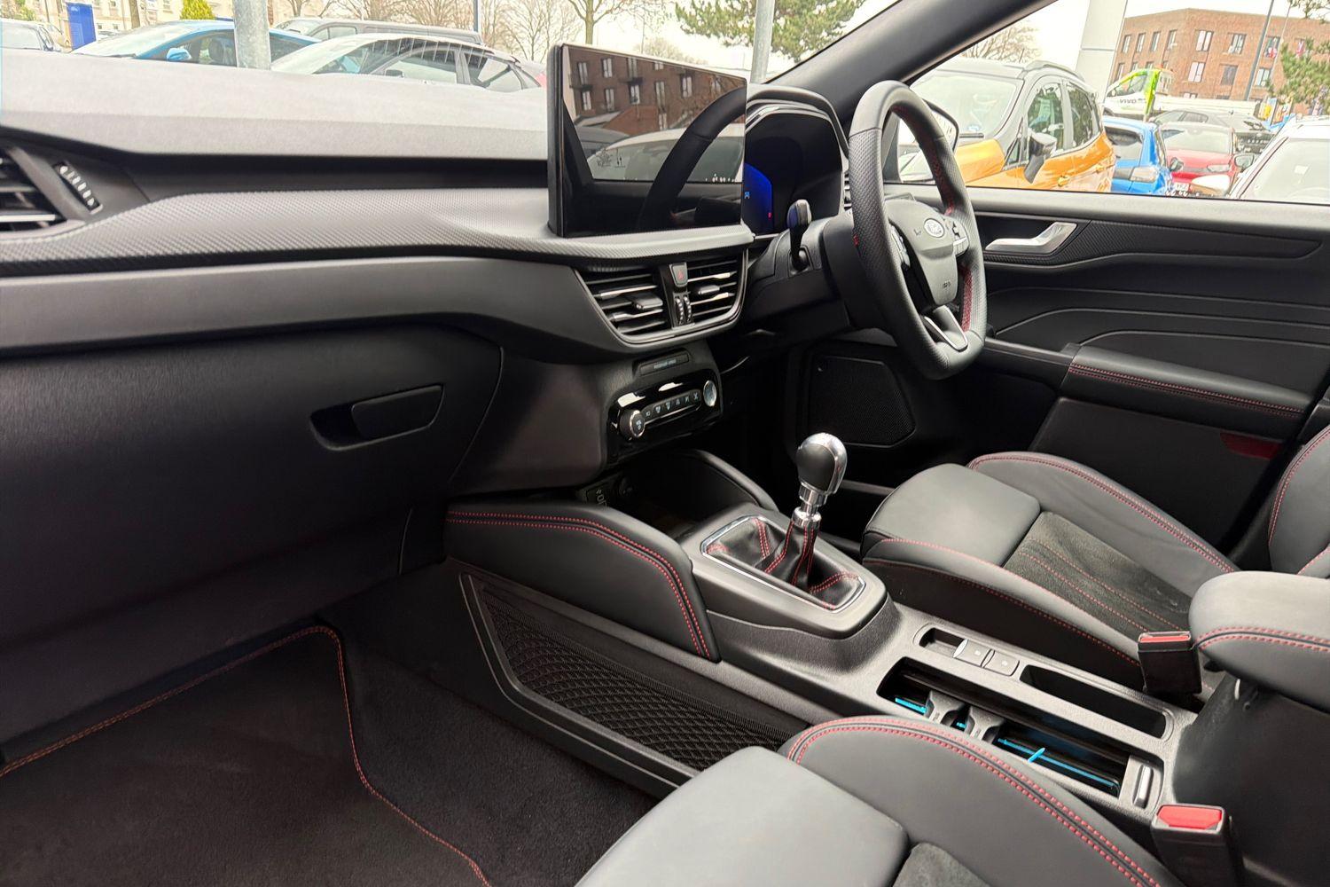 Ford KUGA Photo 17
