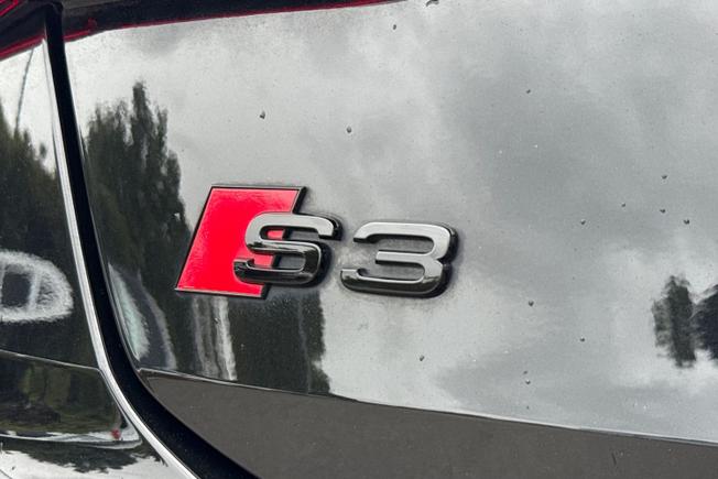 AUDI S3 Photo 27
