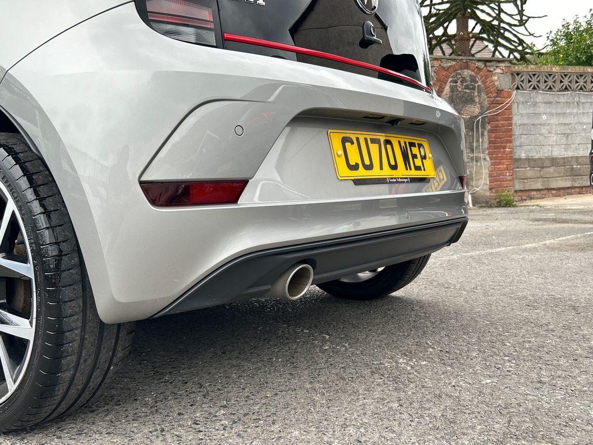 Volkswagen up! Photo autoimg-afff2bd73a1d973951fda8d3083fbcc6fa31ae4d.jpg