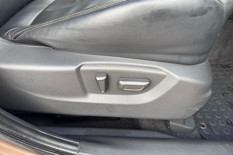 Mitsubishi ECLIPSE CROSS Photo autoimg-b002c57aa57f1a1ed29f90a9df476bd57d4a69e2.jpg