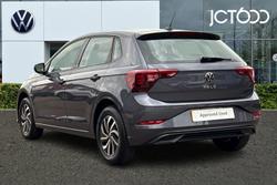 VOLKSWAGEN Polo Photo 3