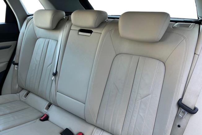AUDI e-tron Photo 9