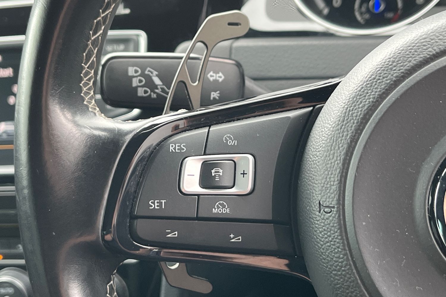 Volkswagen GOLF Photo 37