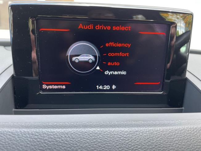 AUDI Q3 Photo 49