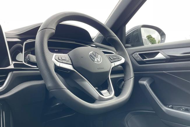 VOLKSWAGEN T-Roc Photo 27