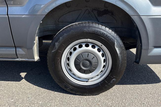 VOLKSWAGEN Crafter Photo 29