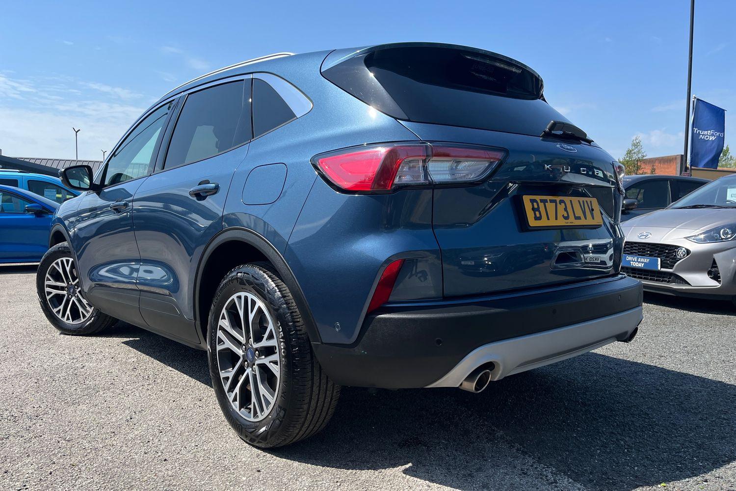 Ford KUGA Photo 37