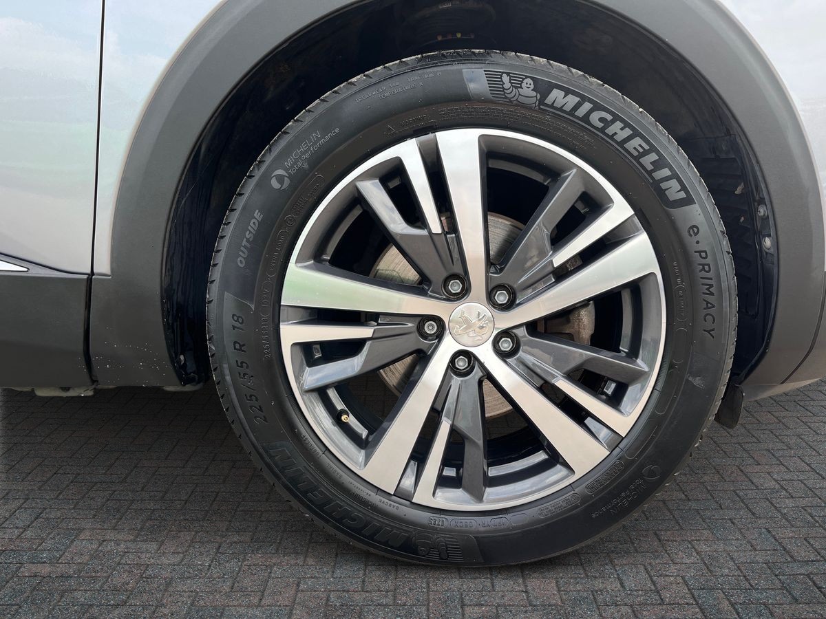 Peugeot 5008 Photo 8