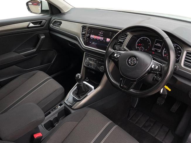 VOLKSWAGEN T-Roc Photo 6