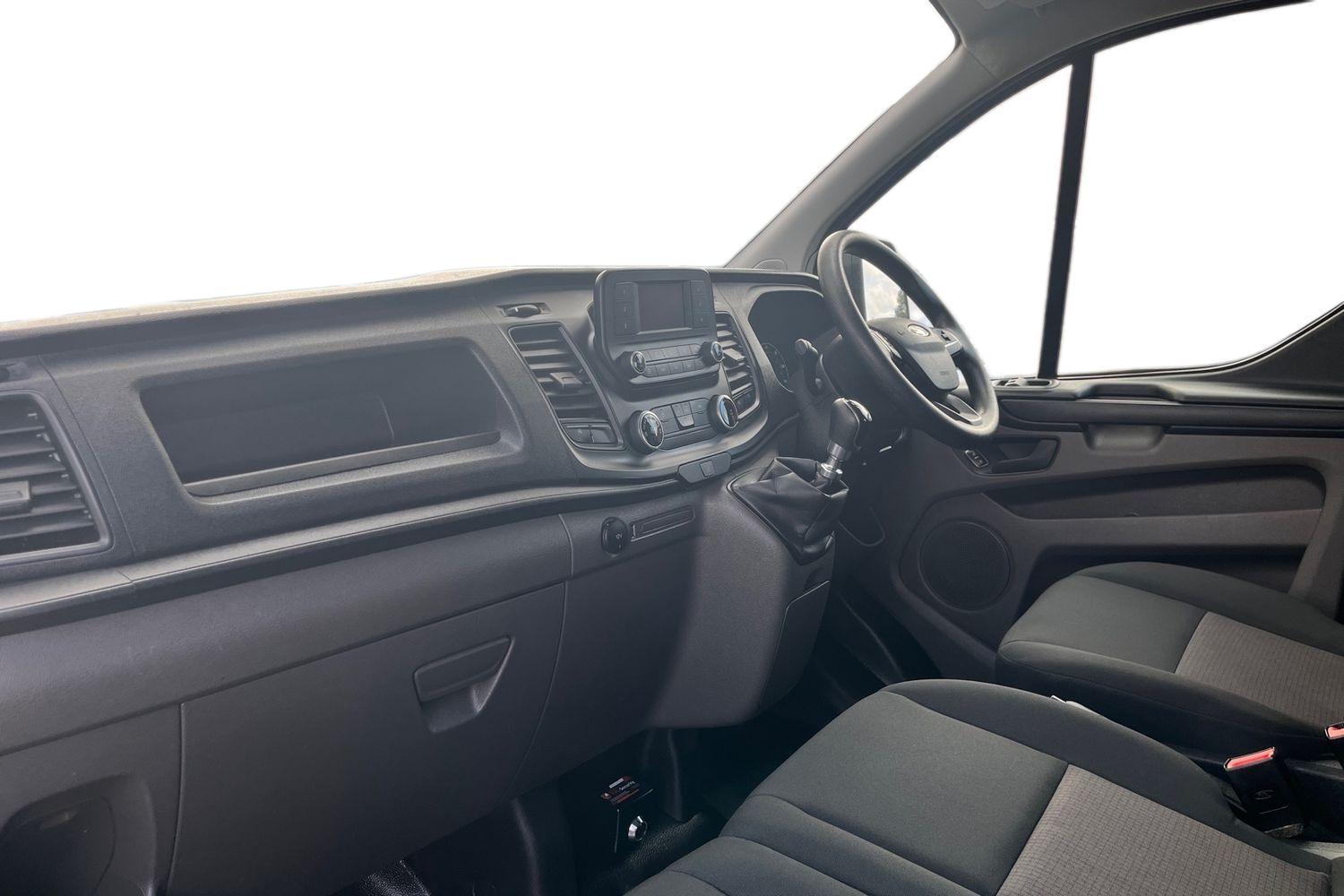 Ford TRANSIT CUSTOM Photo 3