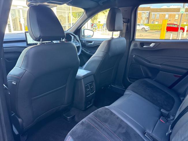 FORD Kuga Photo 47