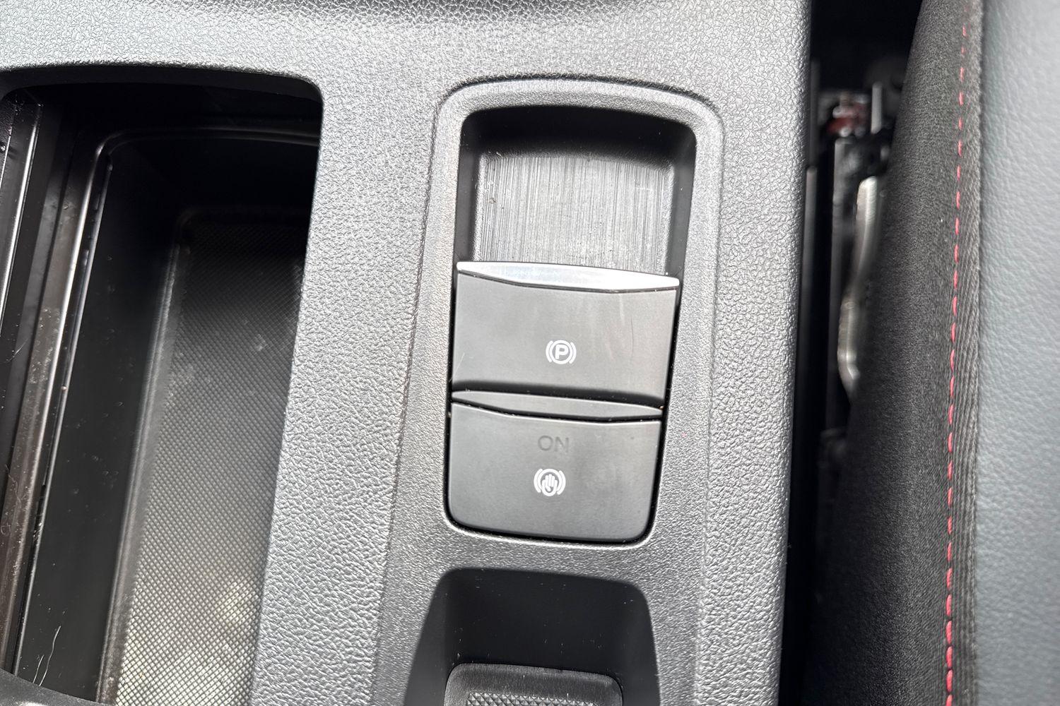 Ford KUGA Photo 30