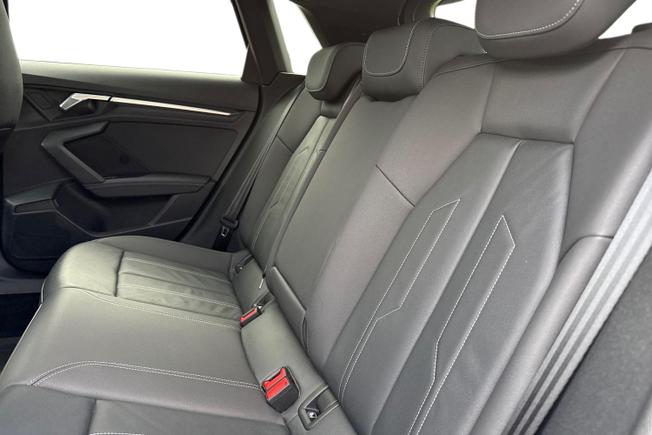 AUDI A3 Photo 9