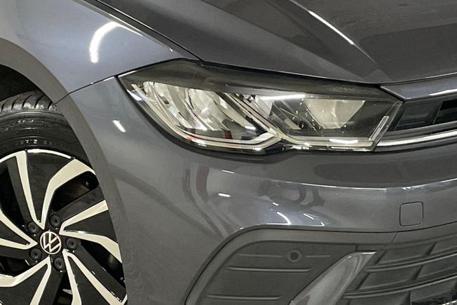 VOLKSWAGEN Polo Photo 19