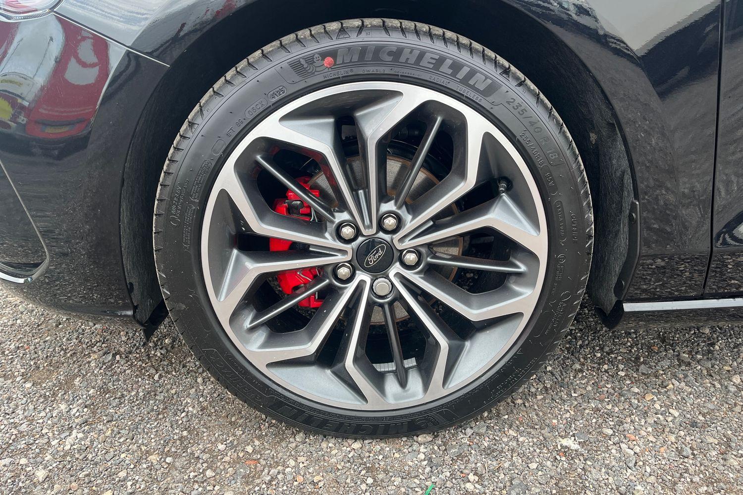 Ford FOCUS Photo 7