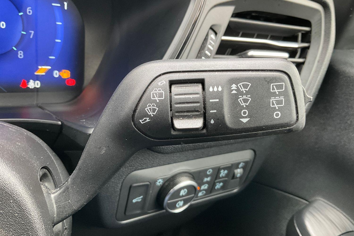 Ford KUGA Photo 14