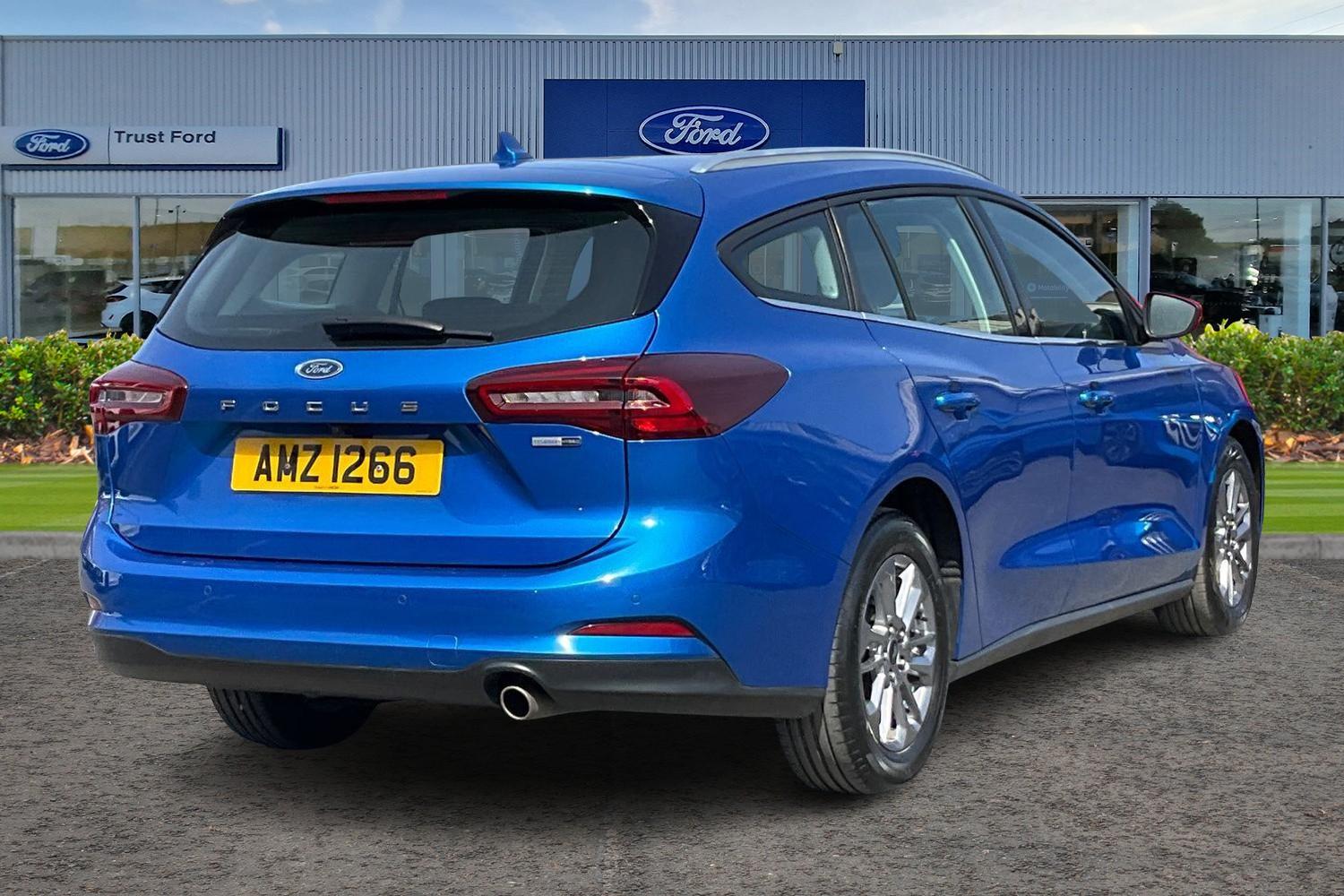 Ford FOCUS Photo 3