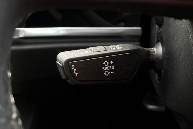 AUDI Q3 Photo 39