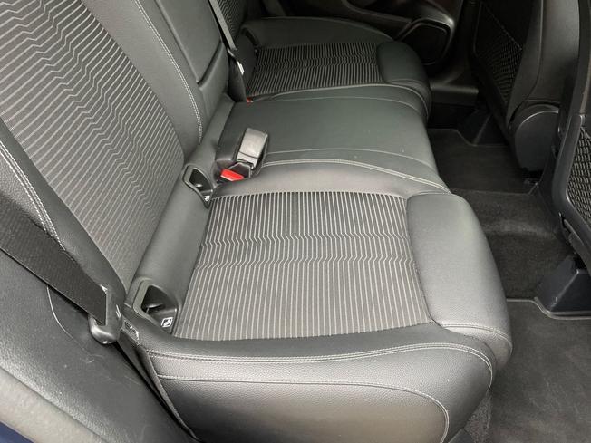 MERCEDES-BENZ B Class Photo 32