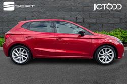 SEAT Ibiza Photo 4