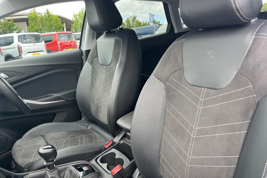 Vauxhall GRANDLAND Photo autoimg-b02db9df4ee3b844830504a8c562353e1bf84925.jpg