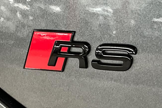 AUDI Rs E-Tron Gt Photo 32