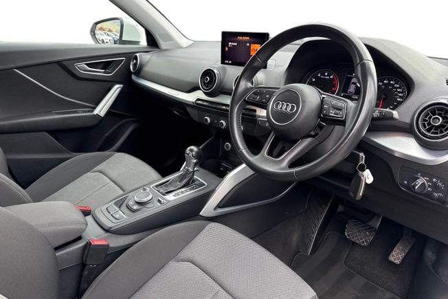 AUDI Q2 Photo 7