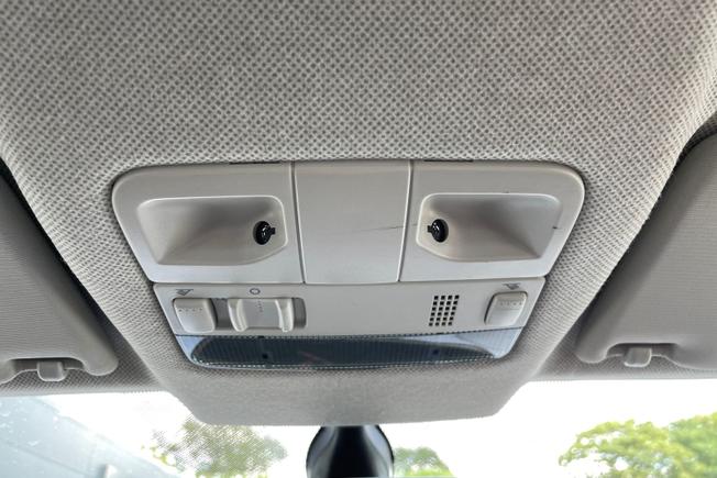 SEAT Ibiza Photo 33