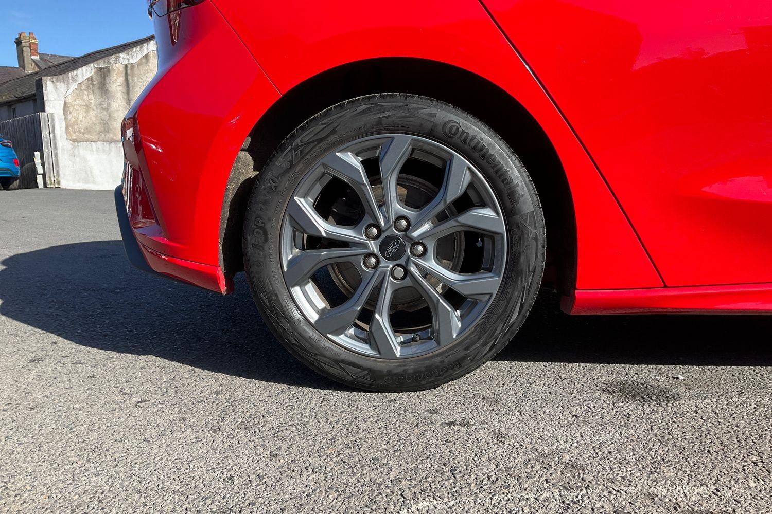 Ford FOCUS Photo 7