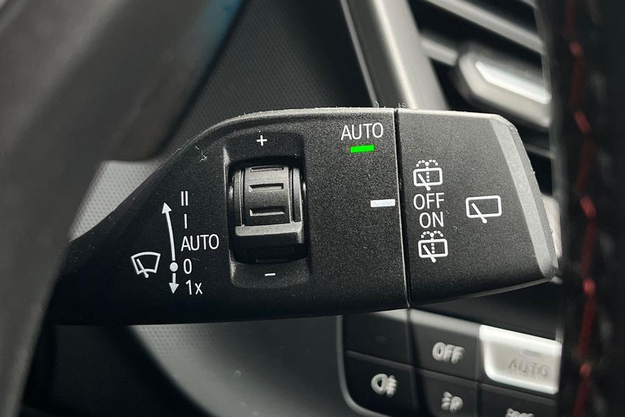 BMW 1 SERIES Photo autoimg-b035b6ab19c11c39759e0d32a9eb2a2bf06ea81a.jpg