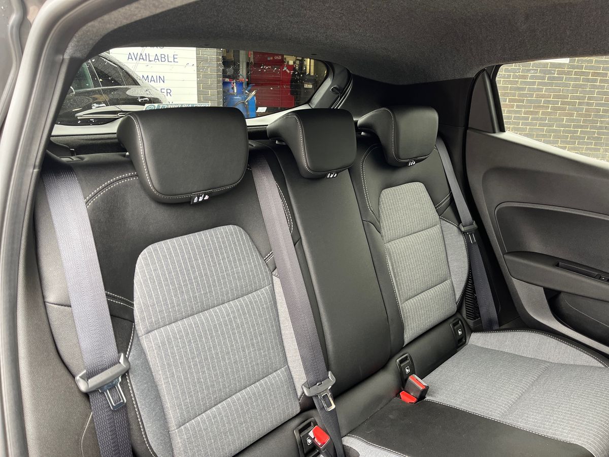 Renault Clio Photo 30