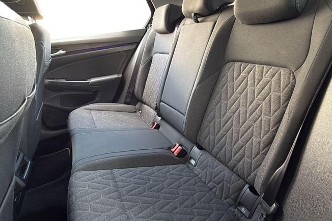 VOLKSWAGEN Golf Photo 9