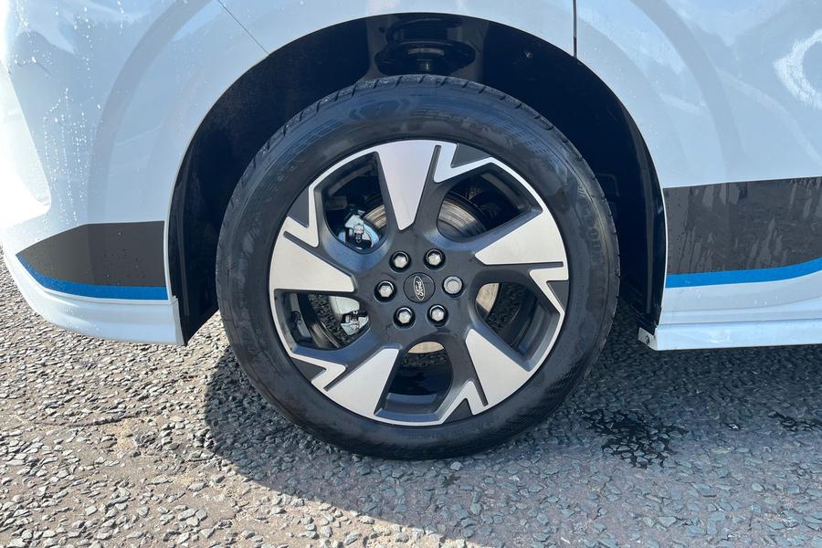 Ford E-TRANSIT CUSTOM Photo autoimg-b03c14ee23ffa3fd7526c07bf34dceb7d867aff1.jpg