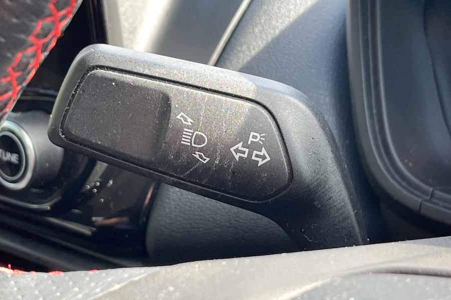 Ford ECOSPORT Photo autoimg-b03dd0c075be518de14574ba43b90af79f26e751.jpg