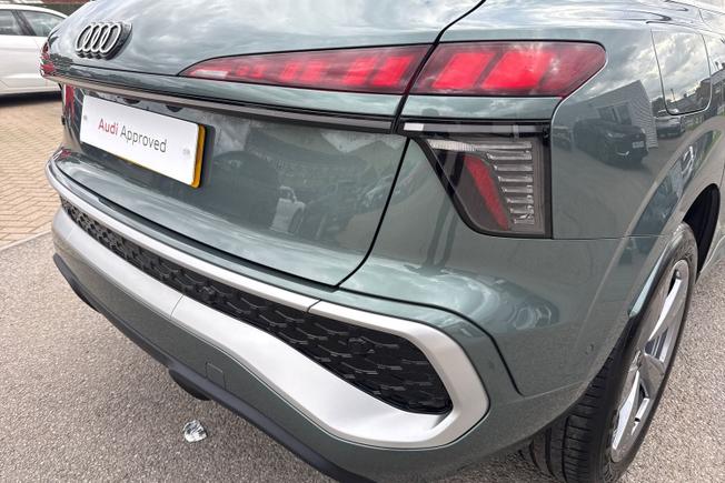 Audi Q3 Photo 29