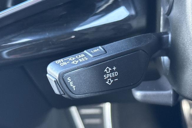 AUDI Q7 Photo 58