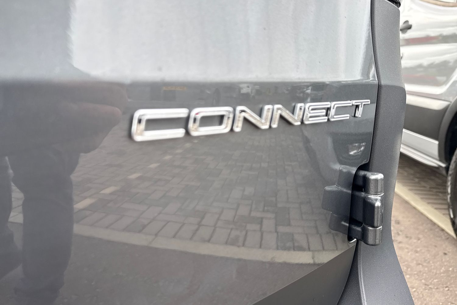 Ford TRANSIT CONNECT Photo 19