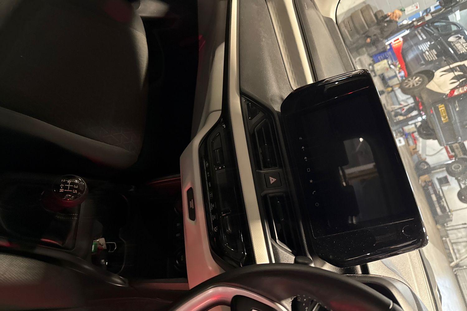 Suzuki SWIFT Photo 27